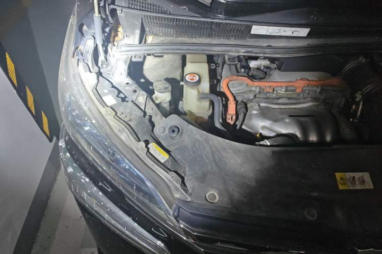 Used Toyota Vellfire 2019 Dual-Engine 2.5L HV Prestige Edition Engine Bay Right