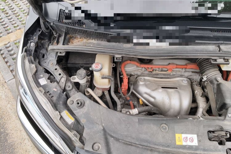 Used Toyota Vellfire 2019 Dual-Engine 2.5L HV Prestige Edition Engine Bay Right
