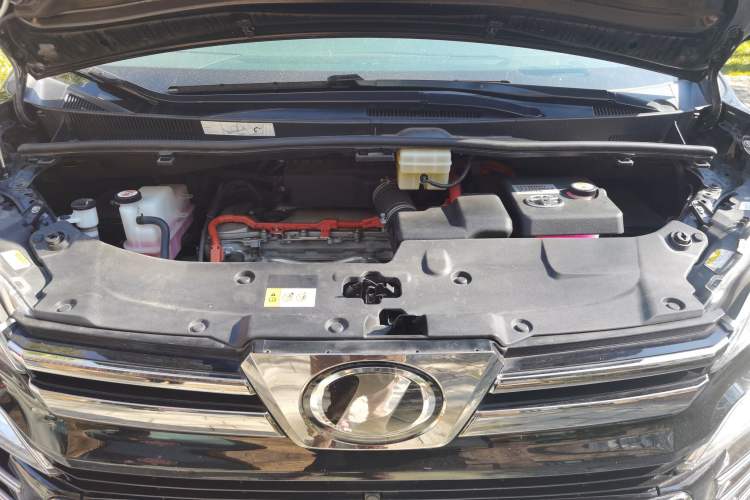 Used Toyota Vellfire 2019 Dual-Engine 2.5L HV Prestige Edition Engine Bay