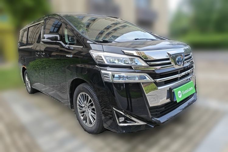 Used Toyota Vellfire 2019 Dual-Engine 2.5L HV Luxury Edition Front Right 45 Deg