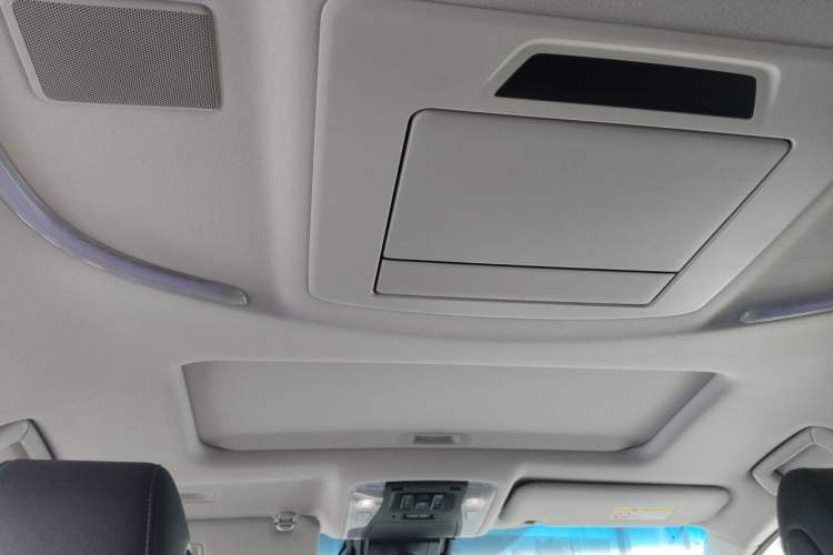 Used Toyota Vellfire 2019 Dual-Engine 2.5L HV Luxury Edition Headliner