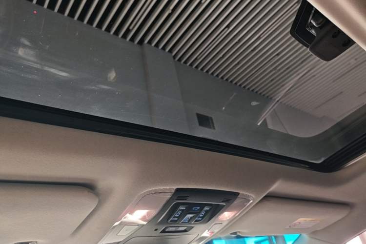 Used Toyota Vellfire 2019 Dual-Engine 2.5L HV Luxury Edition Headliner