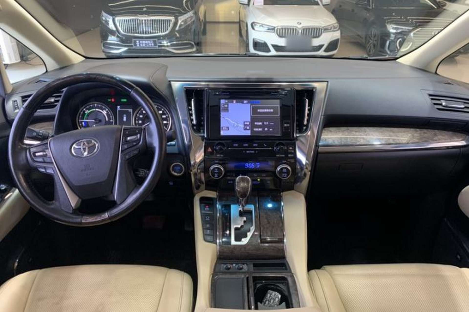 Used Toyota Vellfire 2019 Dual-Engine 2.5L HV Prestige Edition Interior 1