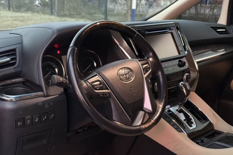 Used Toyota Vellfire 2019 Dual-Engine 2.5L HV Prestige Edition Interior 2