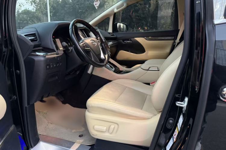 Used Toyota Vellfire 2019 Dual-Engine 2.5L HV Prestige Edition Interior 6