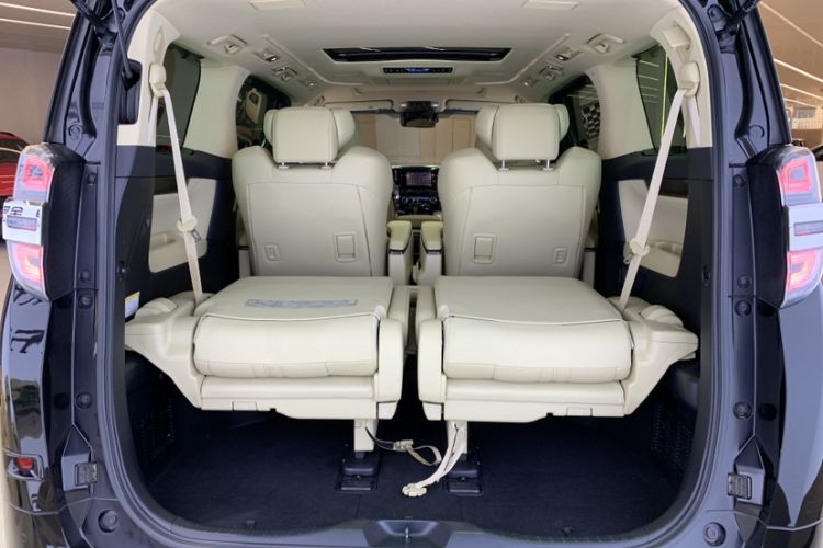 Used Toyota Vellfire 2019 Dual-Engine 2.5L HV Prestige Edition Interior 7