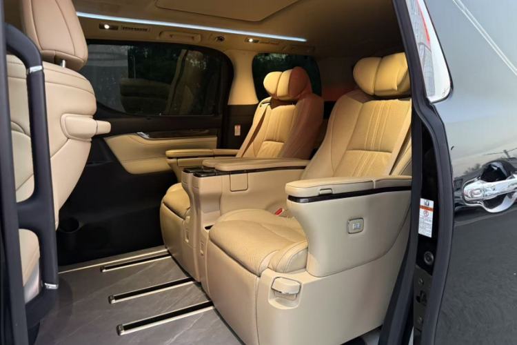 Used Toyota Vellfire 2019 Dual-Engine 2.5L HV Prestige Edition Interior 7