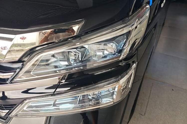 Used Toyota Vellfire 2019 Dual-Engine 2.5L HV Luxury Edition Left Front Headlight