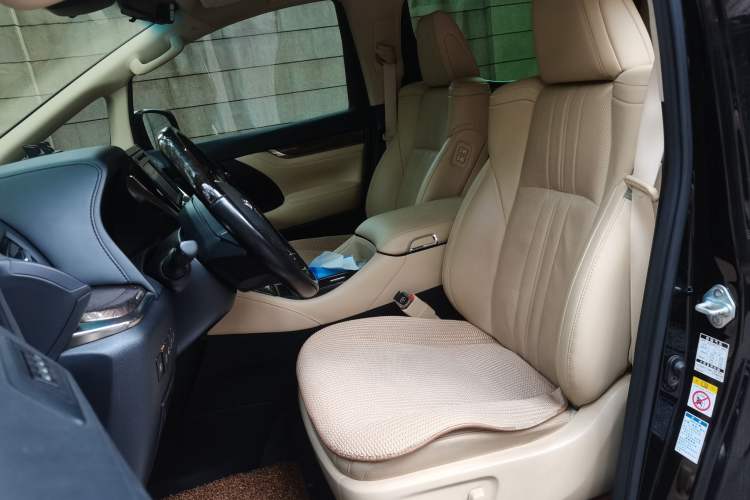 Used Toyota Vellfire 2019 Dual-Engine 2.5L HV Prestige Edition Left Front Seat