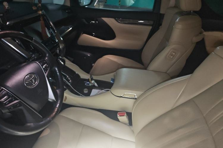 Used Toyota Vellfire 2019 Dual-Engine 2.5L HV Prestige Edition Left Front Seat