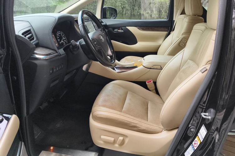 Used Toyota Vellfire 2019 Dual-Engine 2.5L HV Prestige Edition Left Front Seat