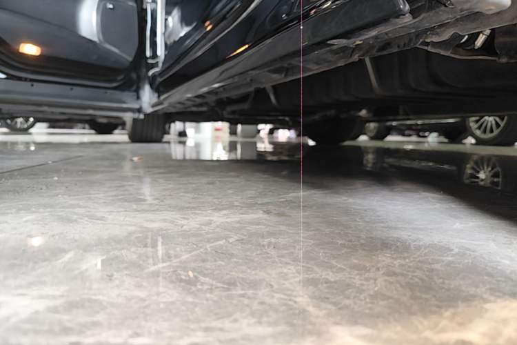 Used Toyota Vellfire 2019 Dual-Engine 2.5L HV Luxury Edition Left Side Sill
