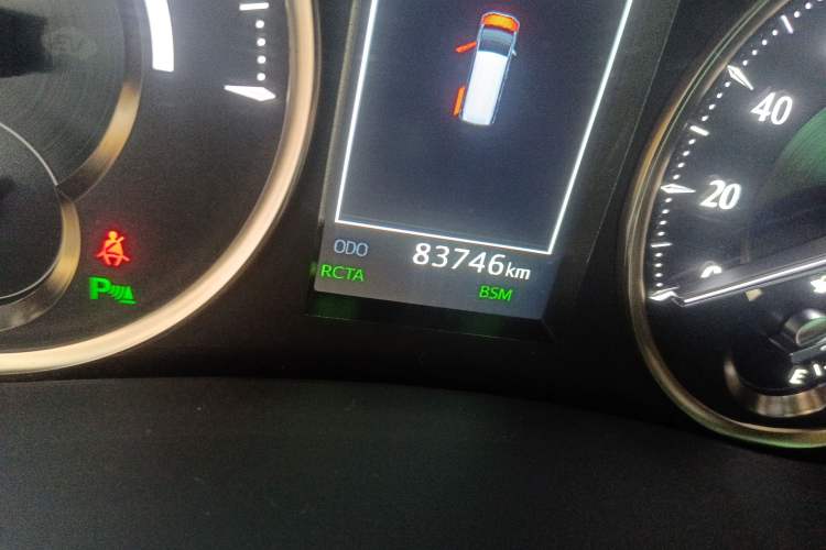 Used Toyota Vellfire 2019 Dual-Engine 2.5L HV Prestige Edition Odometer Close Up