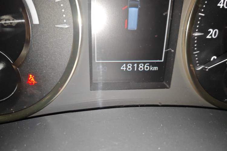Used Toyota Vellfire 2019 Dual-Engine 2.5L HV Luxury Edition Odometer Close Up