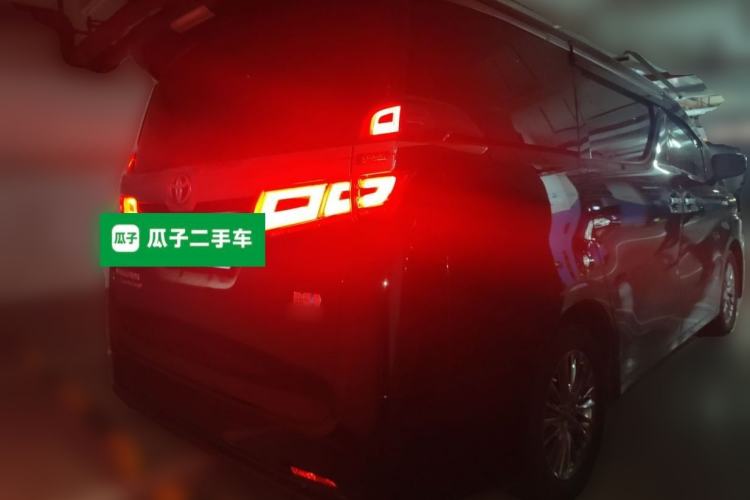 Used Toyota Vellfire 2019 Dual-Engine 2.5L HV Prestige Edition Rear Right 45 Deg