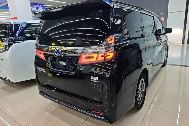 Used Toyota Vellfire 2019 Dual-Engine 2.5L HV Prestige Edition Rear Right 45 Deg