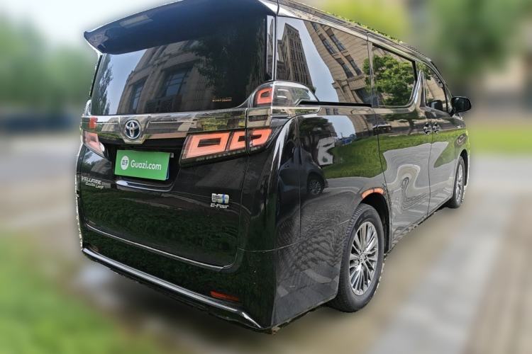Used Toyota Vellfire 2019 Dual-Engine 2.5L HV Luxury Edition Rear Right 45 Deg