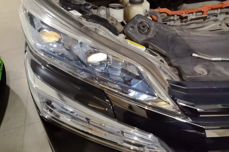 Used Toyota Vellfire 2019 Dual-Engine 2.5L HV Prestige Edition Right Front Headlight