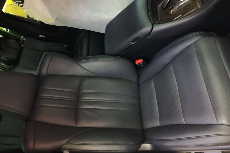 Used Toyota Vellfire 2019 Dual-Engine 2.5L HV Prestige Edition Right Front Seat