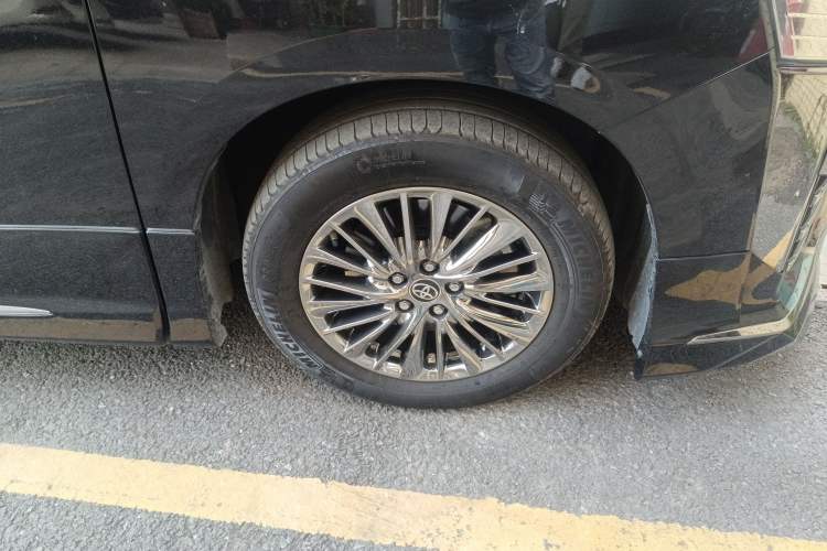 Used Toyota Vellfire 2019 Dual-Engine 2.5L HV Prestige Edition Right Front Wheel Hub