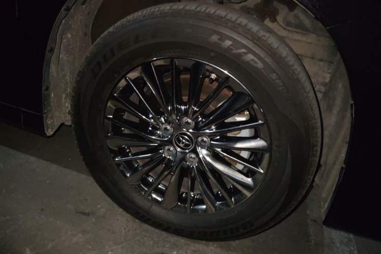 Used Toyota Vellfire 2019 Dual-Engine 2.5L HV Prestige Edition Right Front Wheel Hub