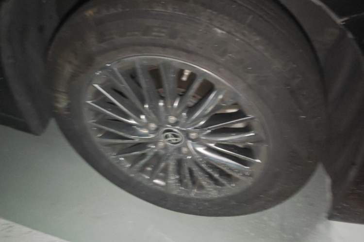 Used Toyota Vellfire 2019 Dual-Engine 2.5L HV Prestige Edition Right Front Wheel Hub