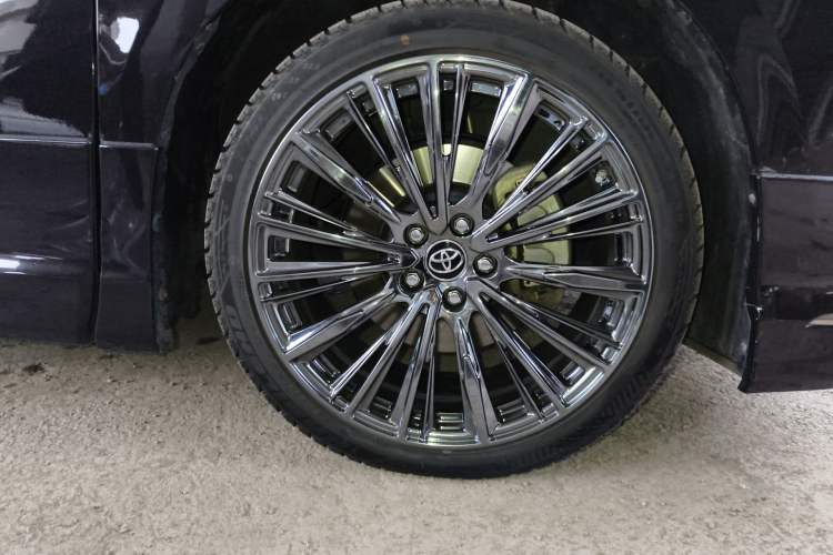 Used Toyota Vellfire 2019 Dual-Engine 2.5L HV Prestige Edition Right Front Wheel Hub