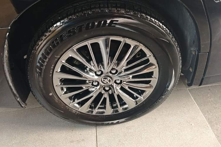 Used Toyota Vellfire 2019 Dual-Engine 2.5L HV Luxury Edition Right Rear Wheel Hub