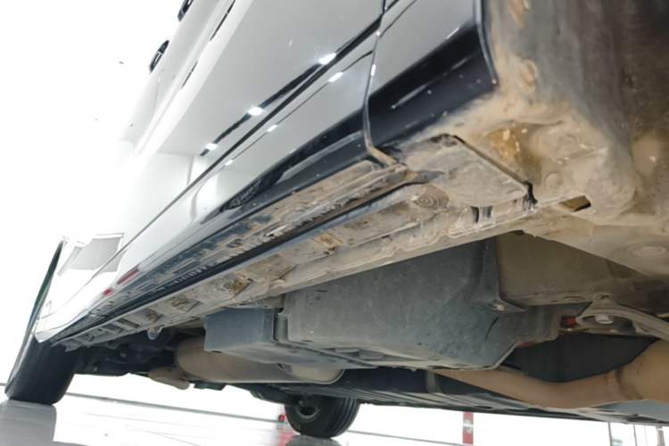 Used Toyota Vellfire 2019 Dual-Engine 2.5L HV Prestige Edition Right Side Sill