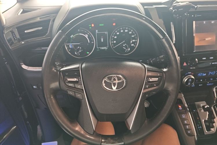 Used Toyota Vellfire 2019 Dual-Engine 2.5L HV Luxury Edition Steering Wheel