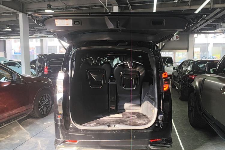 Used Toyota Vellfire 2019 Dual-Engine 2.5L HV Luxury Edition Trunk