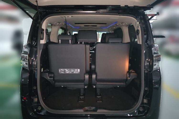 Used Toyota Vellfire 2019 Dual-Engine 2.5L HV Luxury Edition Trunk