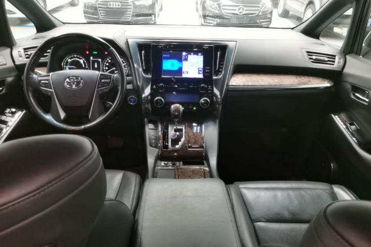 Used Toyota Vellfire 2019 Dual-Engine 2.5L HV Prestige Edition Center Console