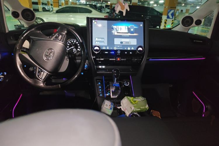 Used Toyota Vellfire 2019 Dual-Engine 2.5L HV Luxury Edition Center Console