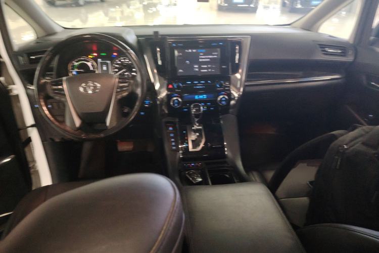 Used Toyota Vellfire 2019 Dual-Engine 2.5L HV Luxury Edition Center Console
