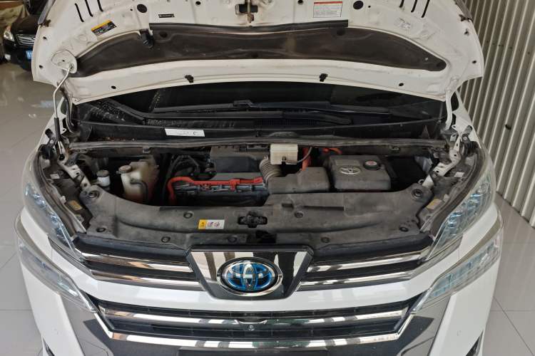 Used Toyota Vellfire 2019 Dual-Engine 2.5L HV Luxury Edition Engine Bay