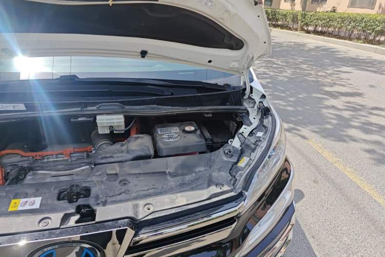 Used Toyota Vellfire 2019 Dual-Engine 2.5L HV Prestige Edition Engine Bay Left