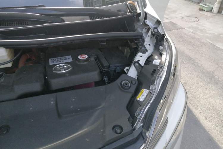 Used Toyota Vellfire 2019 Dual-Engine 2.5L HV Luxury Edition Engine Bay Left