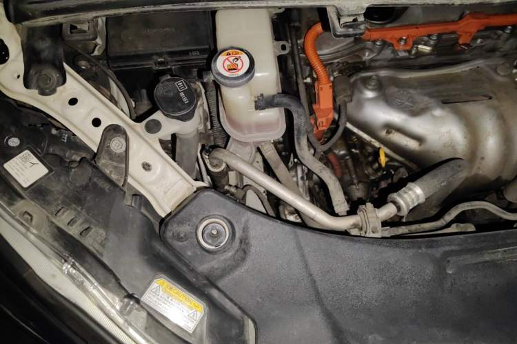 Used Toyota Vellfire 2019 Dual-Engine 2.5L HV Prestige Edition Engine Bay Right