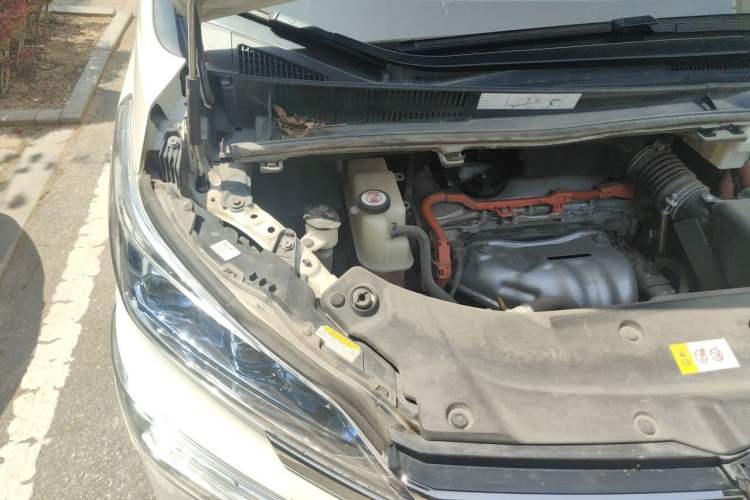 Used Toyota Vellfire 2019 Dual-Engine 2.5L HV Prestige Edition Engine Bay Right