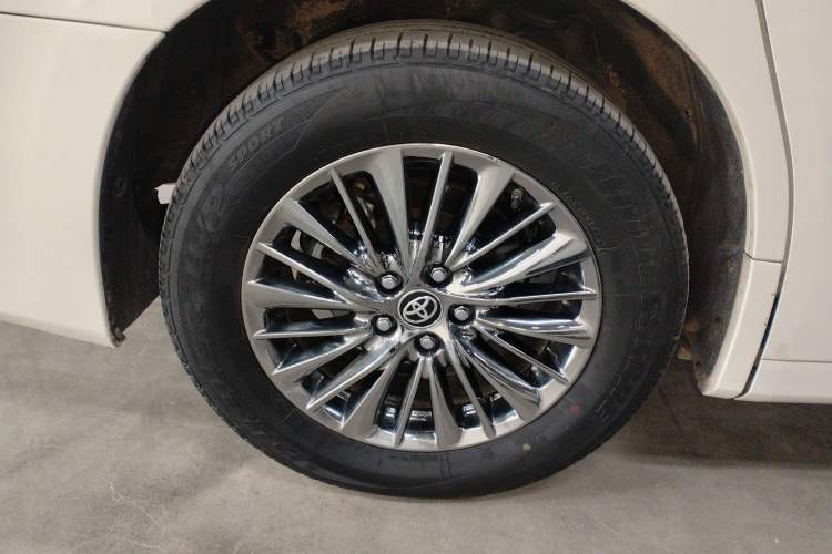 Used Toyota Vellfire 2019 Dual-Engine 2.5L HV Luxury Edition Exterior 4