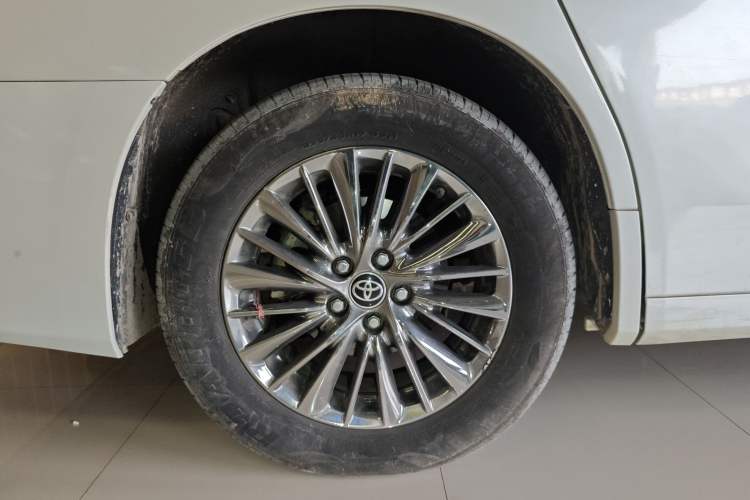 Used Toyota Vellfire 2019 Dual-Engine 2.5L HV Luxury Edition Exterior 8