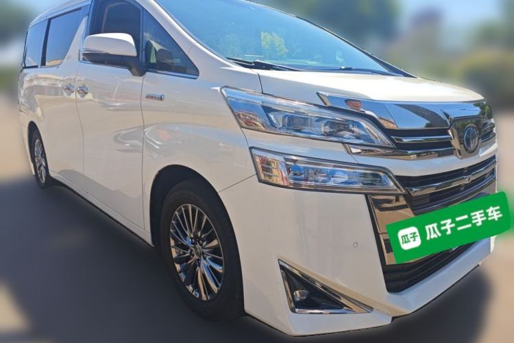 Used Toyota Vellfire 2019 Dual-Engine 2.5L HV Luxury Edition Front Right 45 Deg