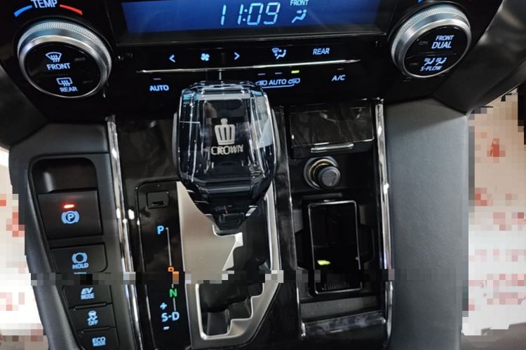 Used Toyota Vellfire 2019 Dual-Engine 2.5L HV Luxury Edition Gear Lever