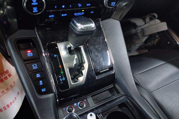 Used Toyota Vellfire 2019 Dual-Engine 2.5L HV Luxury Edition Gear Lever