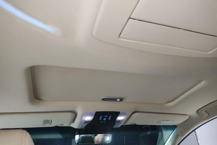 Used Toyota Vellfire 2019 Dual-Engine 2.5L HV Prestige Edition Headliner