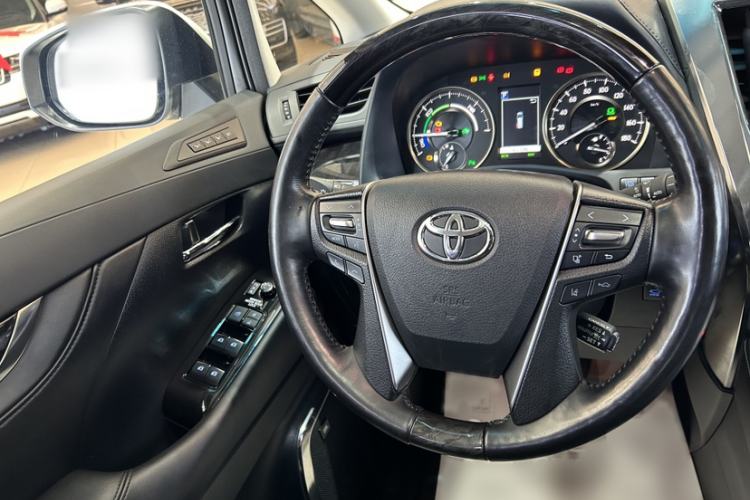 Used Toyota Vellfire 2019 Dual-Engine 2.5L HV Luxury Edition Interior 2