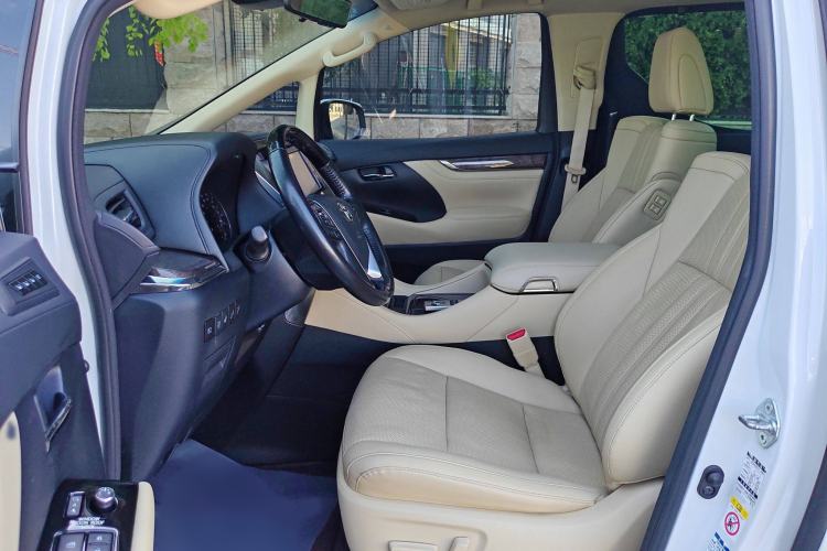 Used Toyota Vellfire 2019 Dual-Engine 2.5L HV Prestige Edition Interior 6