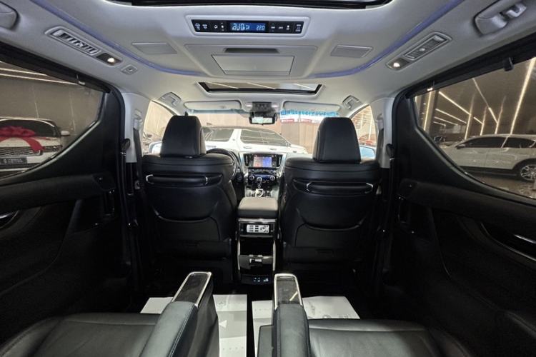 Used Toyota Vellfire 2019 Dual-Engine 2.5L HV Luxury Edition Interior 6