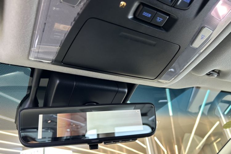 Used Toyota Vellfire 2019 Dual-Engine 2.5L HV Luxury Edition Interior 7
